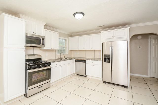 2109 Pomona Drive, Pasadena, TX 77506