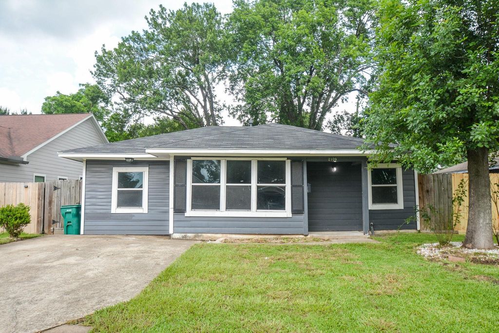 2109 Pomona Drive, Pasadena, TX 77506