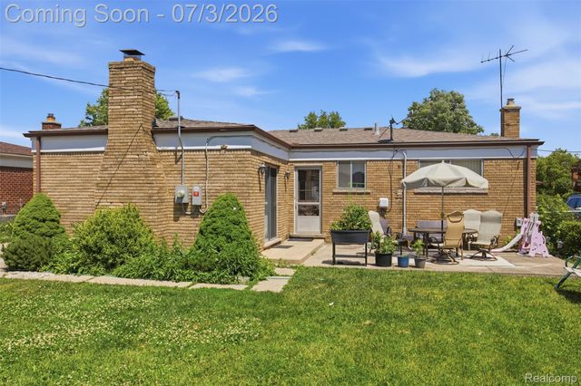 28445 BRADNER Drive, Warren, MI 48088