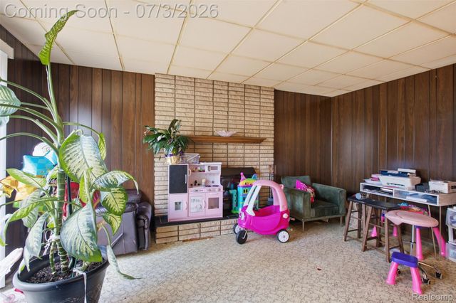 28445 BRADNER Drive, Warren, MI 48088