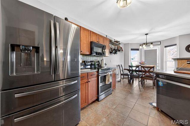 519 Country Circle Drive, Lake St Louis, MO 63367