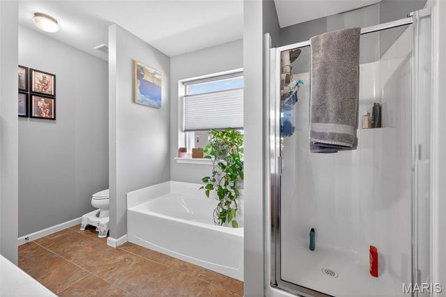 519 Country Circle Drive, Lake St Louis, MO 63367