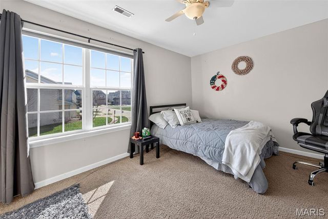 519 Country Circle Drive, Lake St Louis, MO 63367