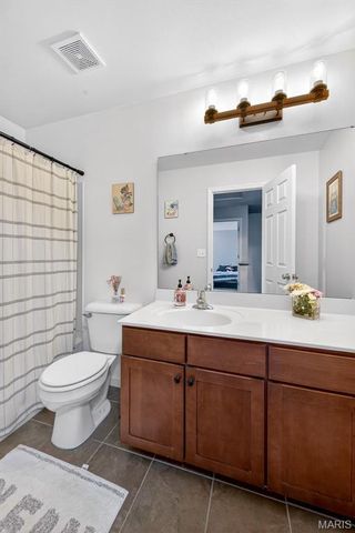 519 Country Circle Drive, Lake St Louis, MO 63367