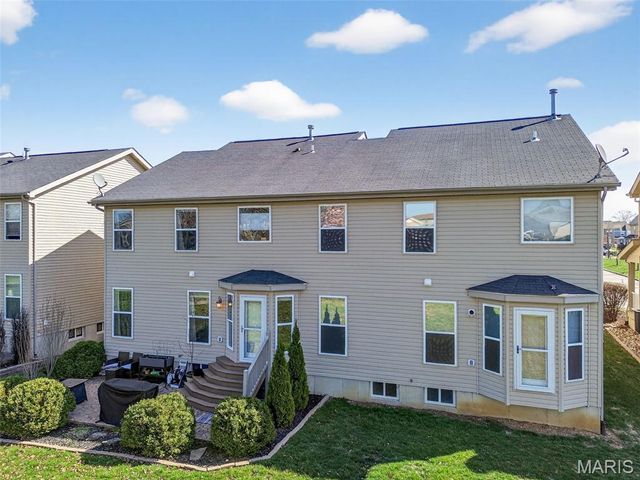 519 Country Circle Drive, Lake St Louis, MO 63367