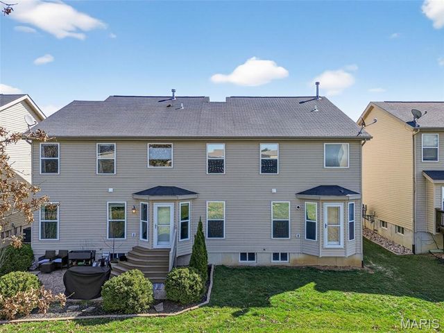 519 Country Circle Drive, Lake St Louis, MO 63367