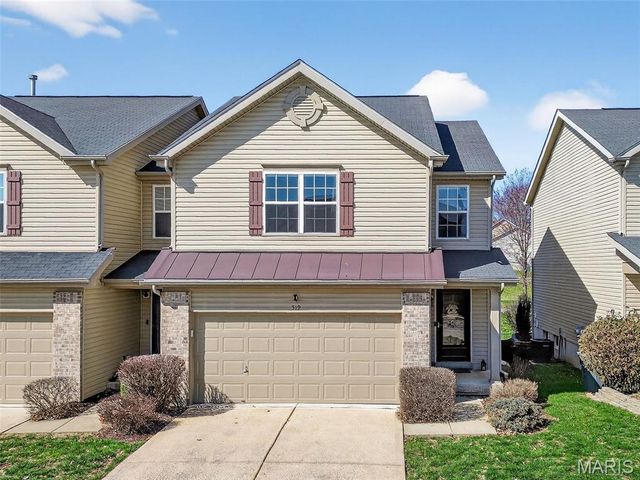 519 Country Circle Drive, Lake St Louis, MO 63367