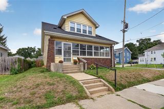 841 Adams Street, Grand Rapids, MI 49507