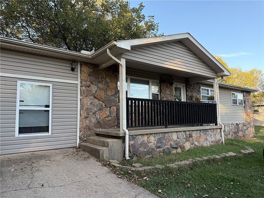 107 Nancy Street, Harrison, AR 72601