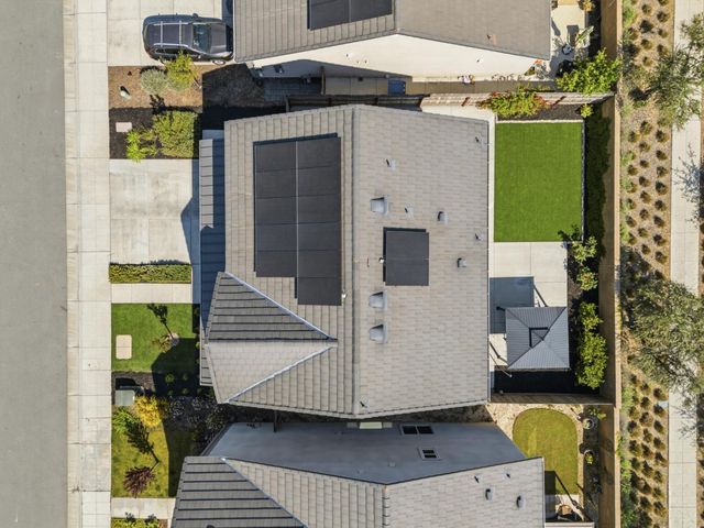 333 Sunset Drive S, Madera, CA 93636