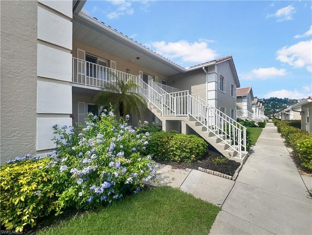 5908 Cranbrook WAY I202, Naples, FL 34112