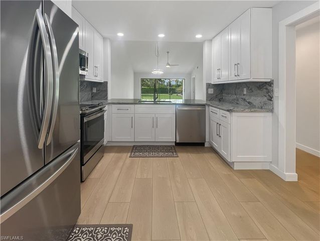 5908 Cranbrook WAY I202, Naples, FL 34112