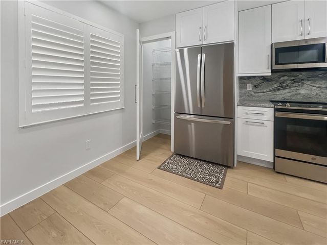 5908 Cranbrook WAY I202, Naples, FL 34112