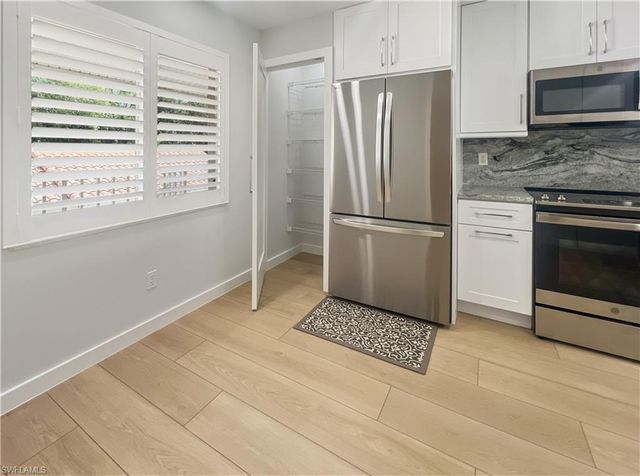 5908 Cranbrook WAY I202, Naples, FL 34112