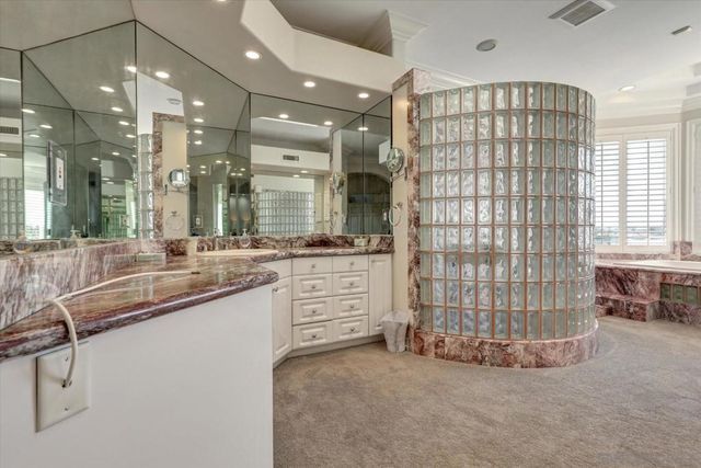 6727 Cavite Ct., San Diego, CA 92120