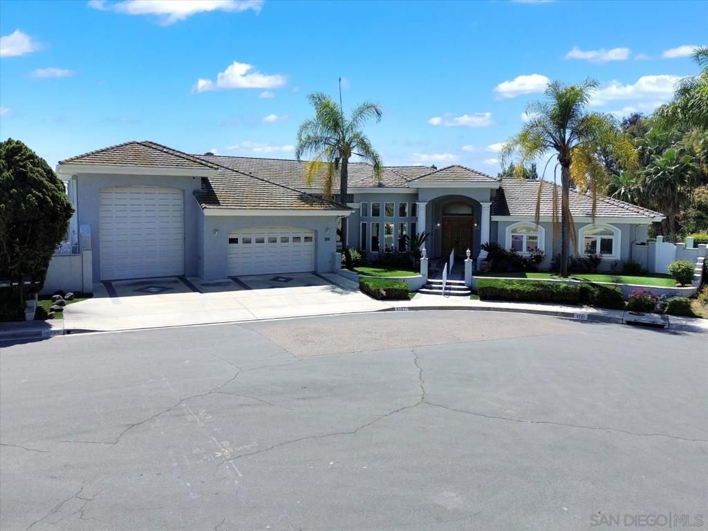 Image 1 of property listing at 6727 Cavite Ct., San Diego, CA 92120