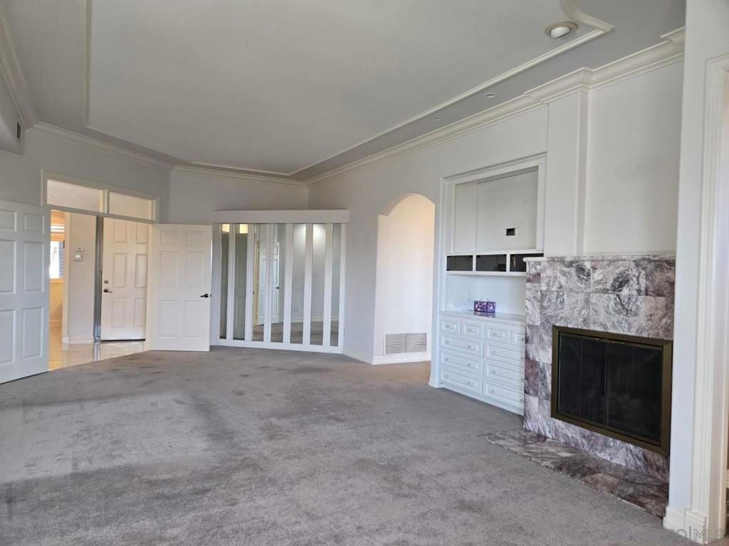 Image 12 of property listing at 6727 Cavite Ct., San Diego, CA 92120