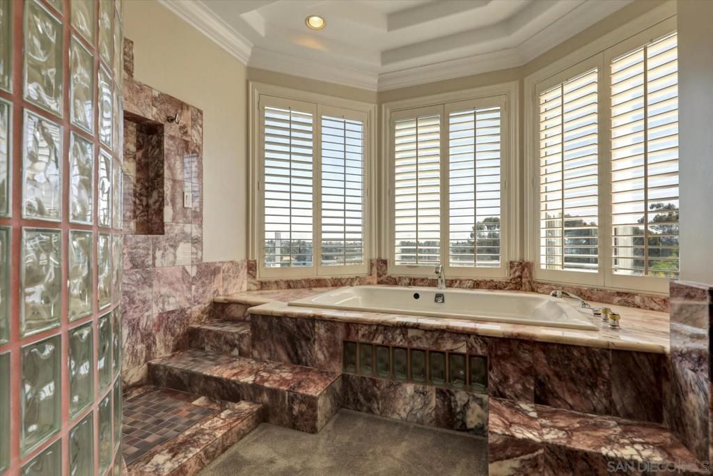 Image 15 of property listing at 6727 Cavite Ct., San Diego, CA 92120