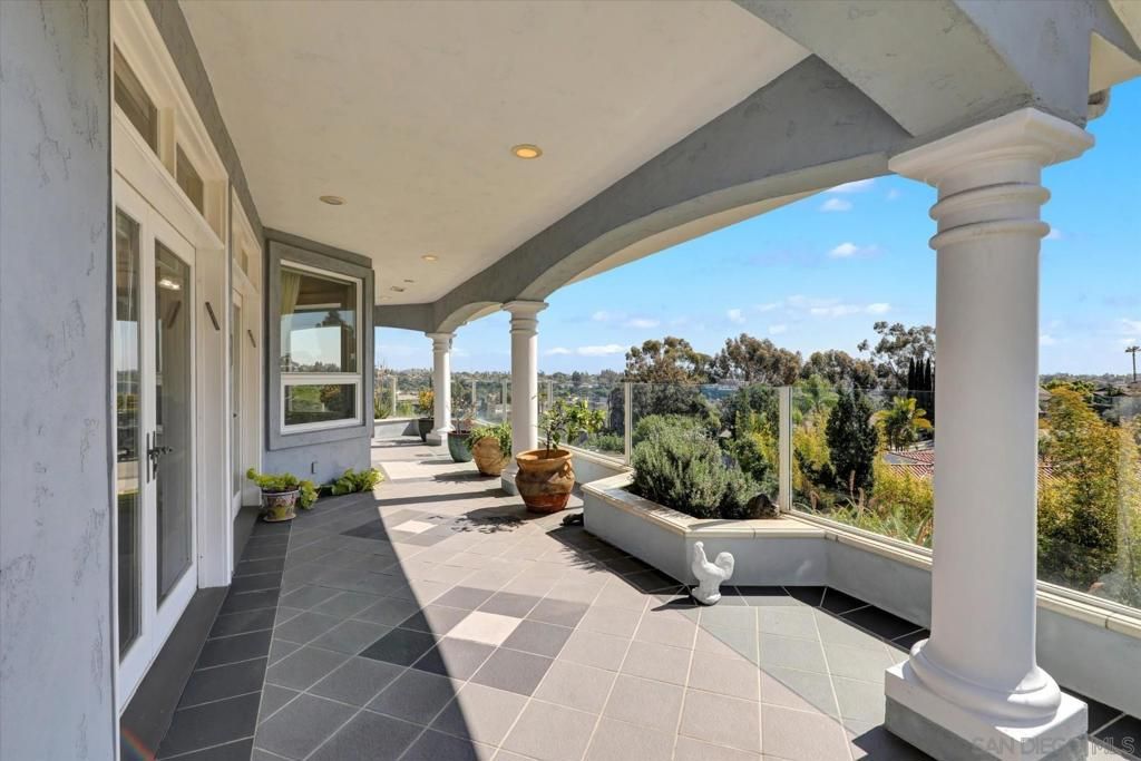 Image 34 of property listing at 6727 Cavite Ct., San Diego, CA 92120