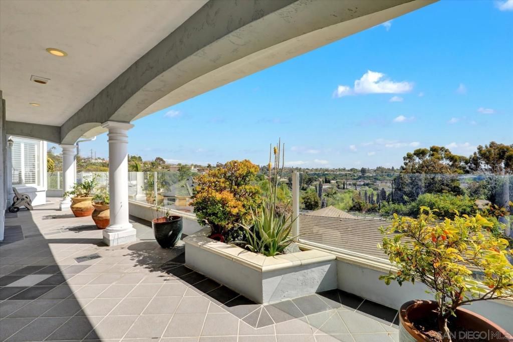 Image 36 of property listing at 6727 Cavite Ct., San Diego, CA 92120