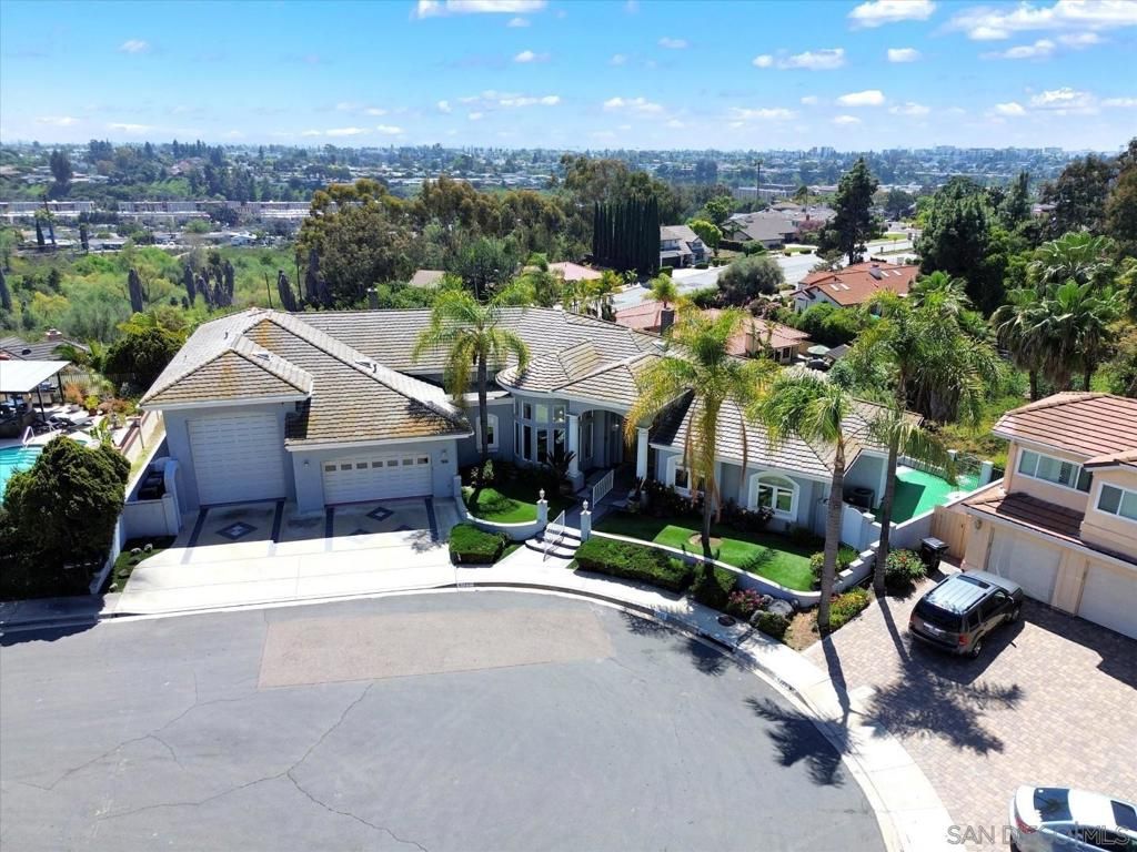Image 40 of property listing at 6727 Cavite Ct., San Diego, CA 92120