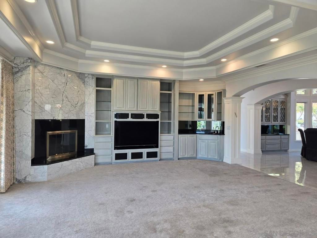 Image 7 of property listing at 6727 Cavite Ct., San Diego, CA 92120