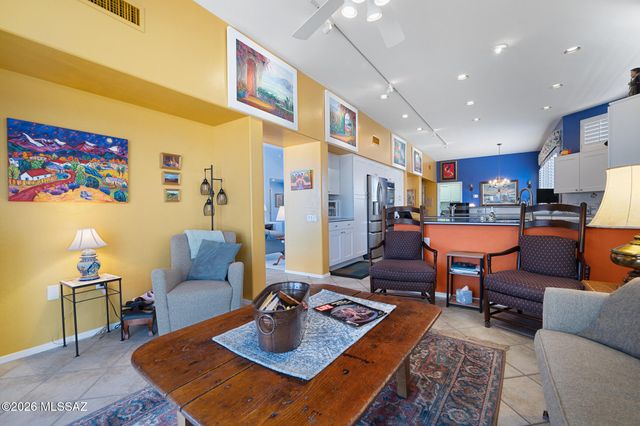 4877 S Meadow Ridge Drive, Green Valley, AZ 85622