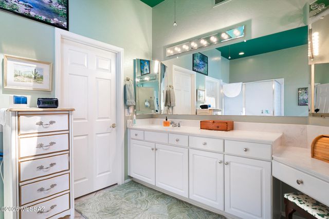 4877 S Meadow Ridge Drive, Green Valley, AZ 85622