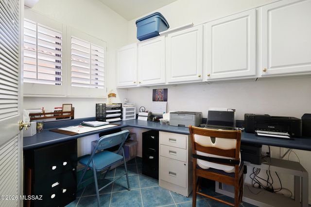 4877 S Meadow Ridge Drive, Green Valley, AZ 85622