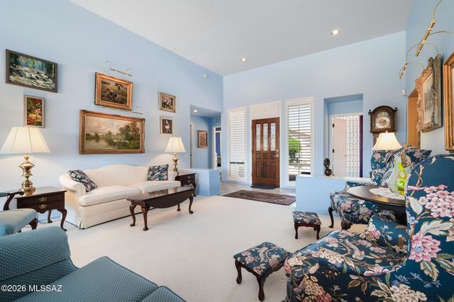 4877 S Meadow Ridge Drive, Green Valley, AZ 85622