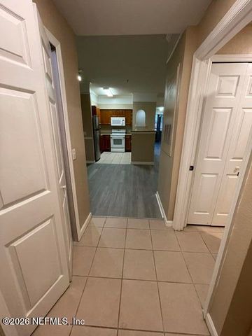 8550 TOUCHTON Road 1212, Jacksonville, FL 32216