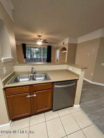 8550 TOUCHTON Road 1212, Jacksonville, FL 32216