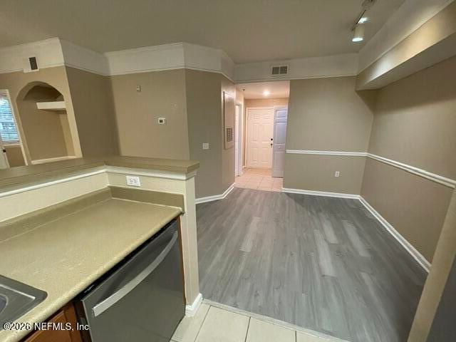 8550 TOUCHTON Road 1212, Jacksonville, FL 32216