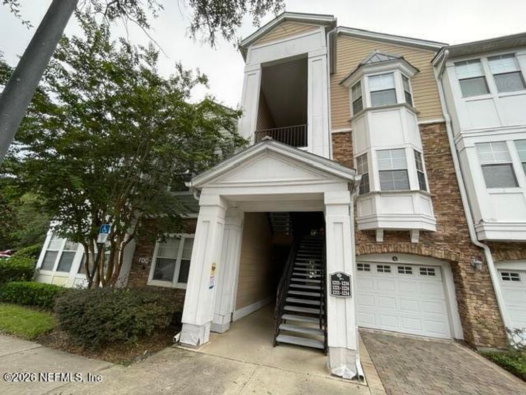 8550 TOUCHTON Road 1212, Jacksonville, FL 32216