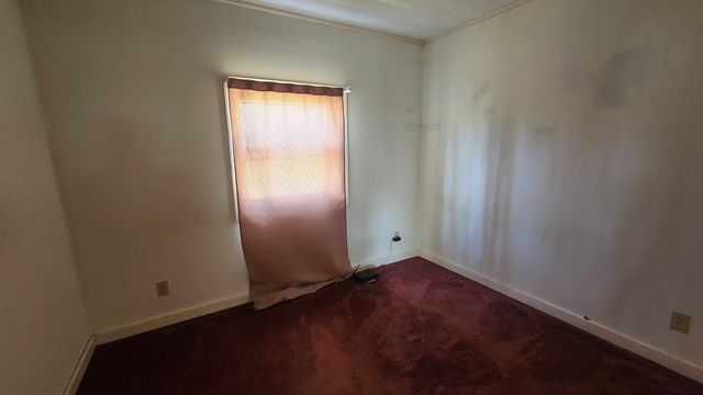 214 Dont Care Ln, Celina, TN 38551