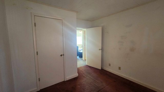 214 Dont Care Ln, Celina, TN 38551