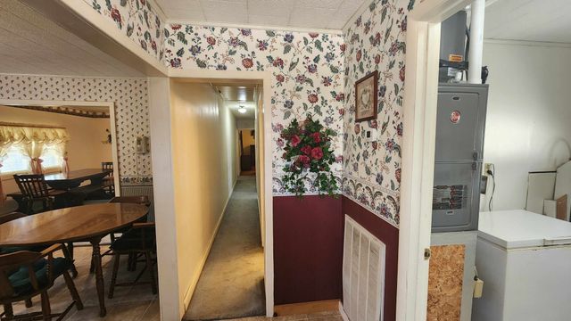 214 Dont Care Ln, Celina, TN 38551