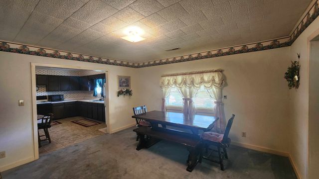 214 Dont Care Ln, Celina, TN 38551