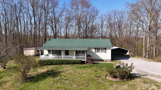 214 Dont Care Ln, Celina, TN 38551