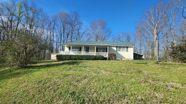 214 Dont Care Ln, Celina, TN 38551