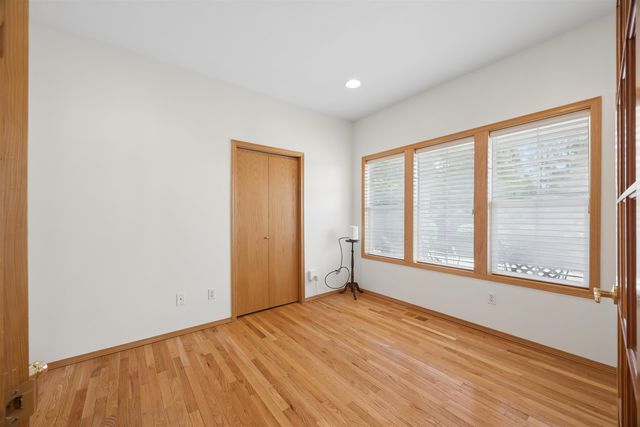 7015 N East Bluff Ct, Spokane, WA 99208