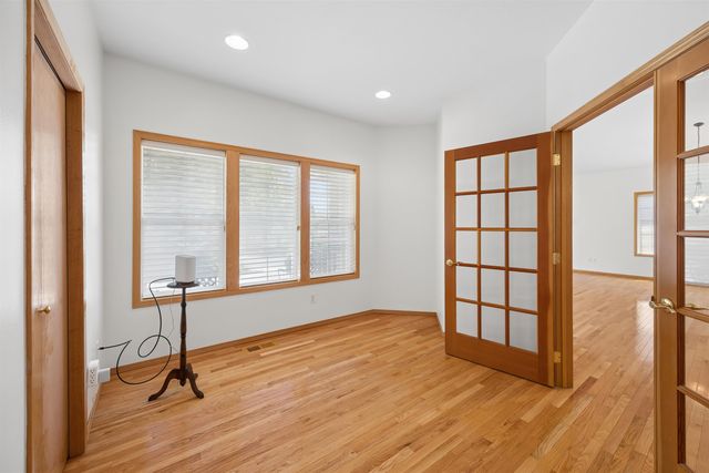 7015 N East Bluff Ct, Spokane, WA 99208