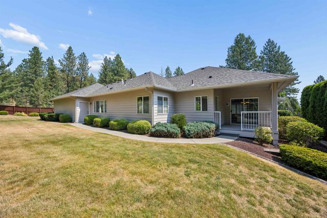 7015 N East Bluff Ct, Spokane, WA 99208