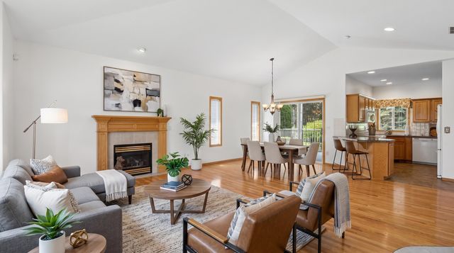 7015 N East Bluff Ct, Spokane, WA 99208