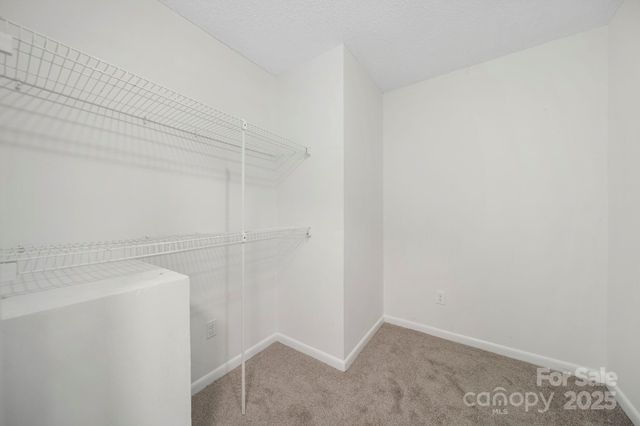 1015 Elizabeth Drive, Dallas, NC 28034