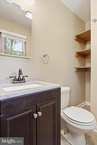 14438 HOLLOW RD, Hancock, MD 21750