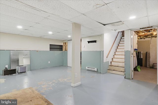 14438 HOLLOW RD, Hancock, MD 21750