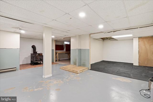 14438 HOLLOW RD, Hancock, MD 21750