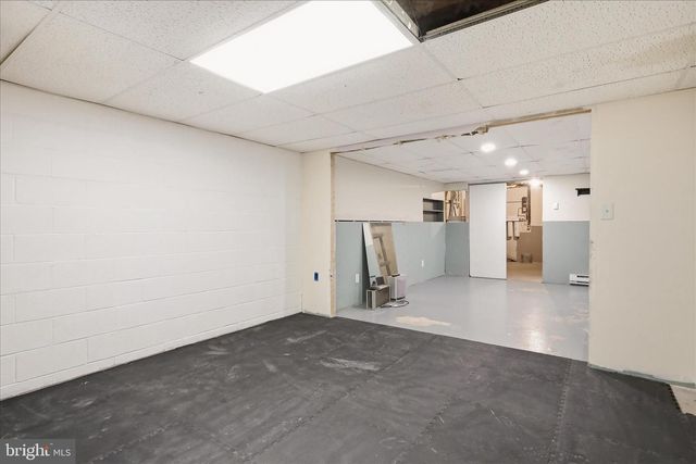 14438 HOLLOW RD, Hancock, MD 21750