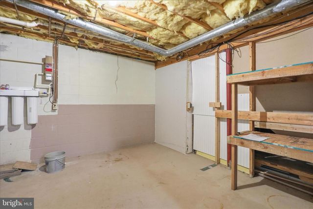 14438 HOLLOW RD, Hancock, MD 21750